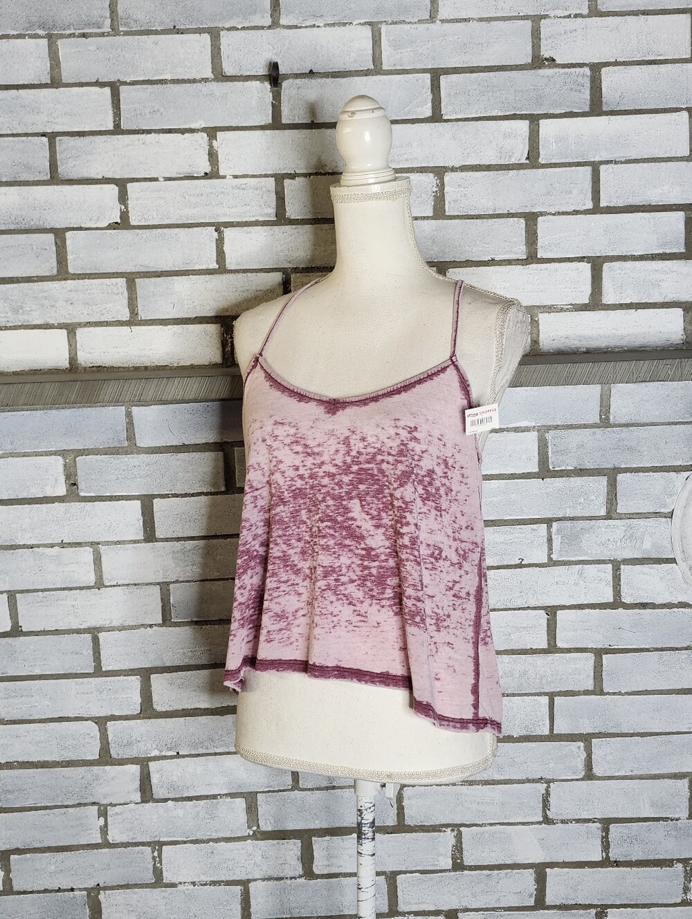 • Dari Pink Rose Burnout Tank Top Size Small Flowy Acid Wash Cami Blouse
